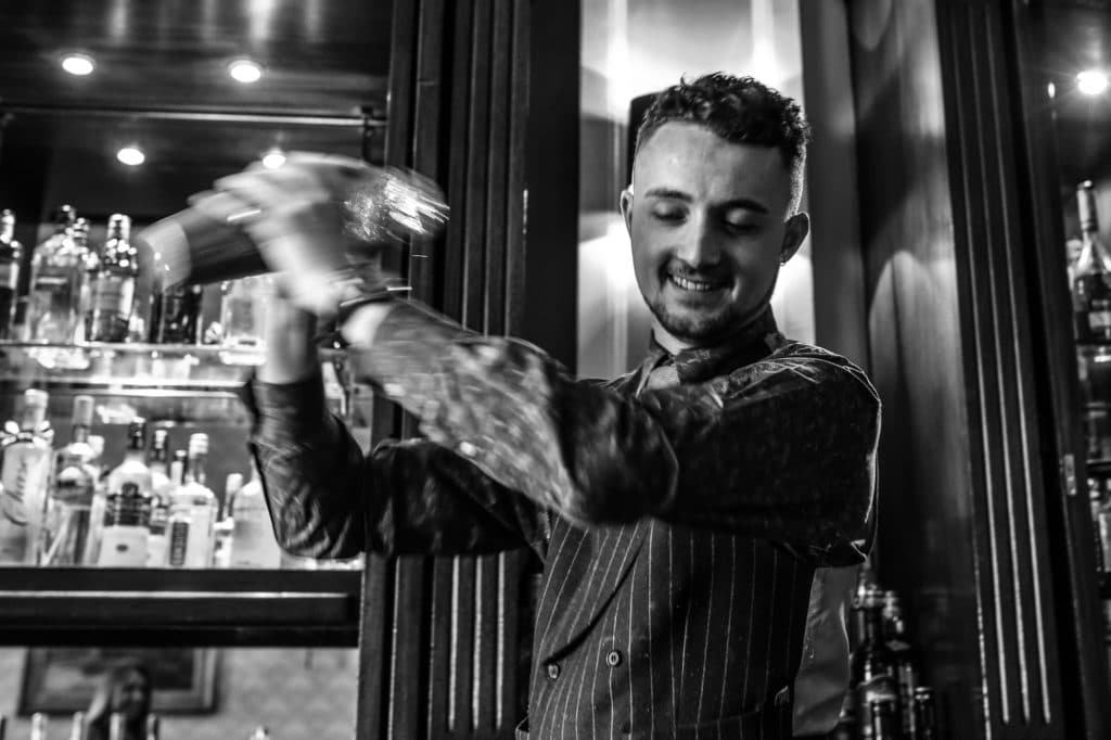 jobs in brighton, cocktail bartender at the Grand Brighton