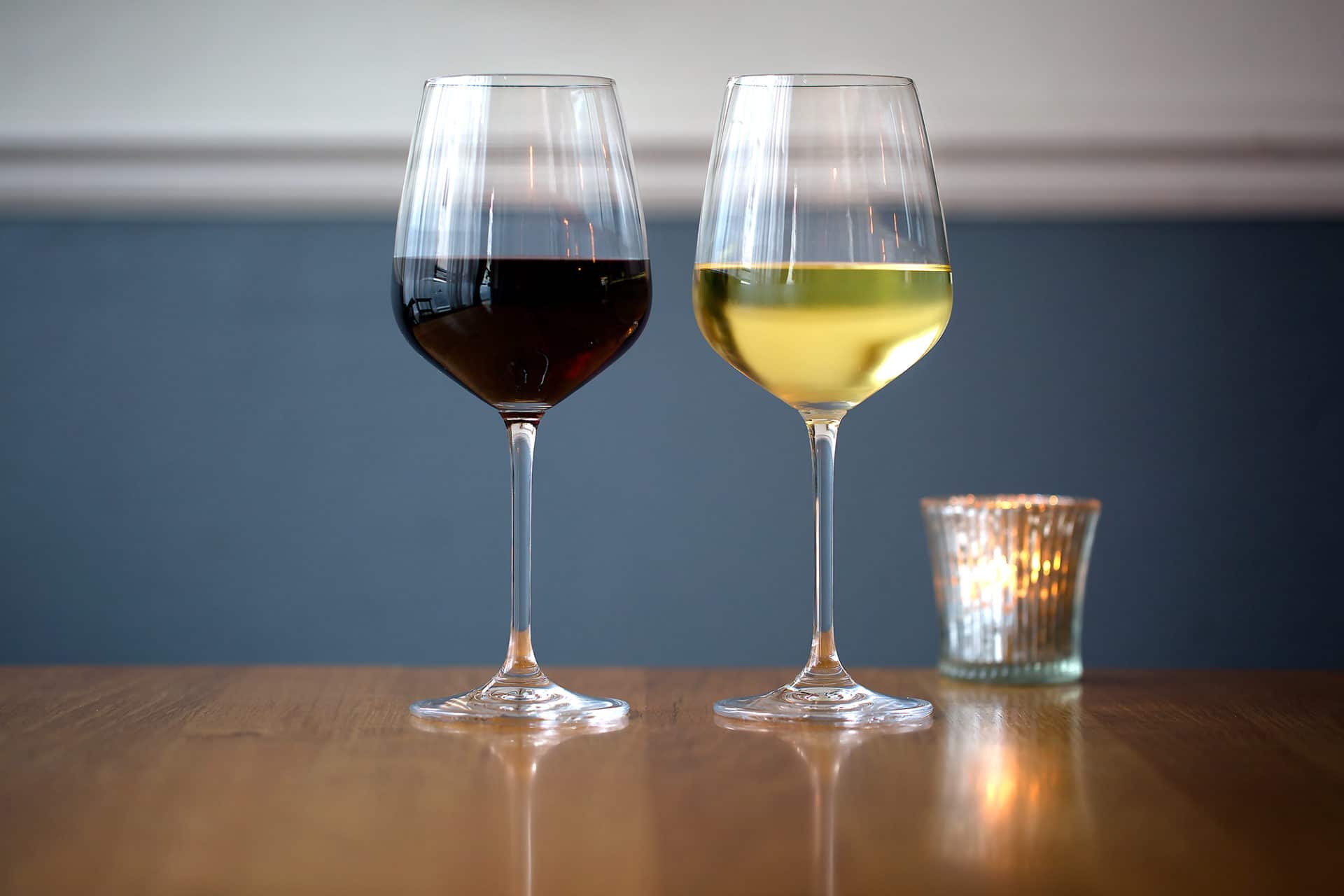 https://restaurantsbrighton.co.uk/jobs/wp-content/uploads/2019/06/Semolina-Bistro-wine-glasses-jobs-in-Brighton.jpg