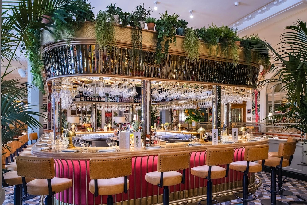 The Ivy Brighton Opulent Interiors In Brighton Lanes the-ivy-brighton-opulent-interiors-in-brighton-lanes
