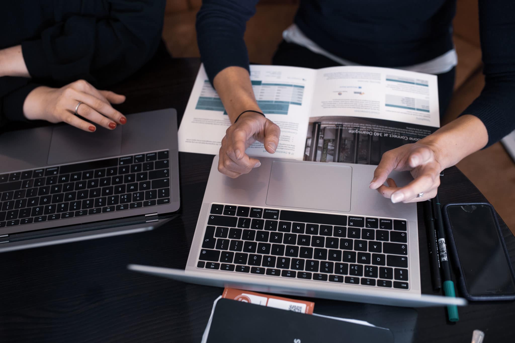 two laptops. A summary of the laptop friendly cafes and restaurants in Brighton and Hove